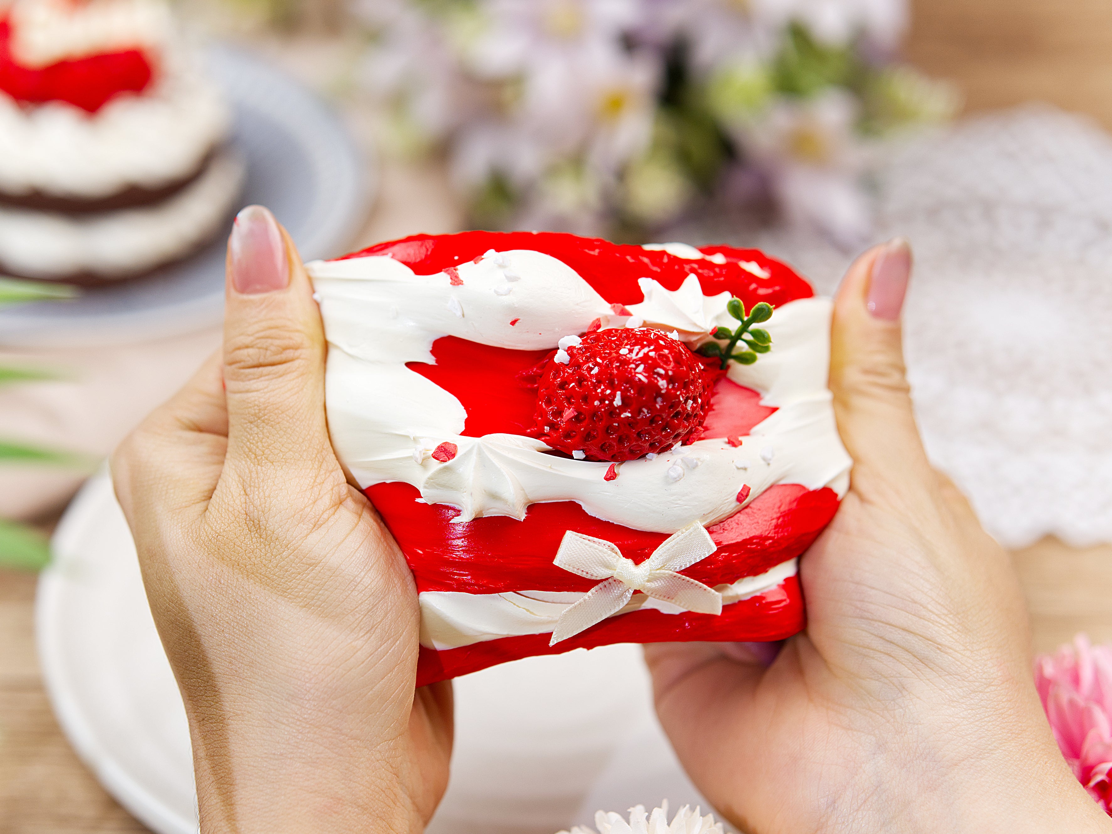 Strawberry mini cake