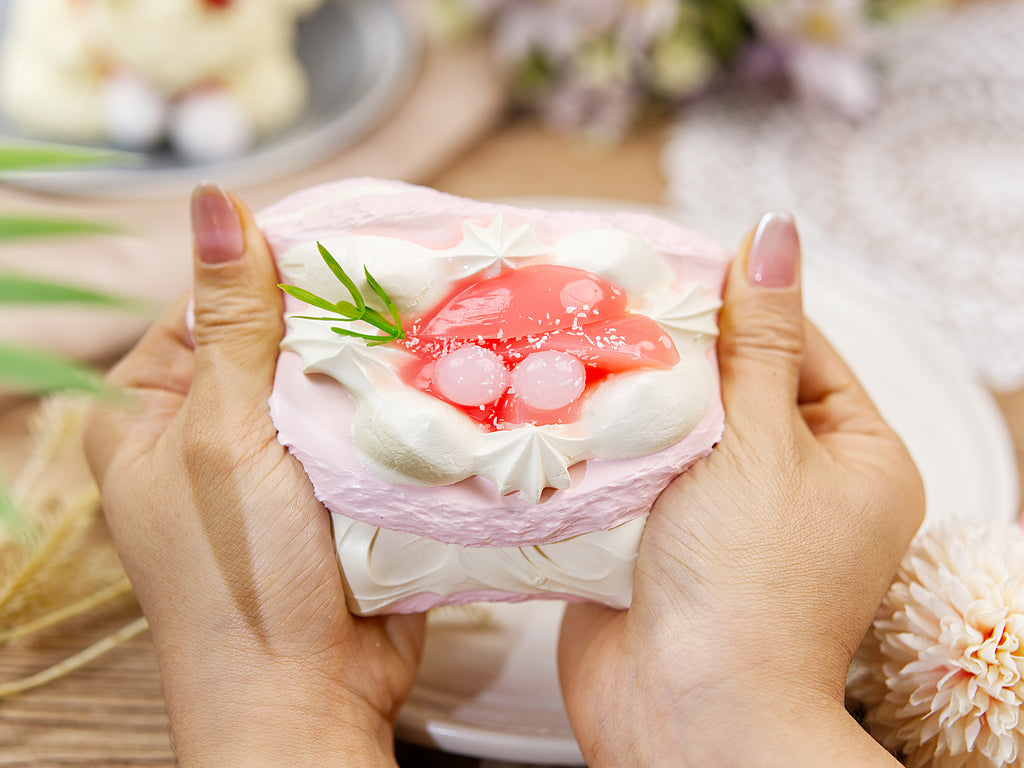 Peach Mini Cake