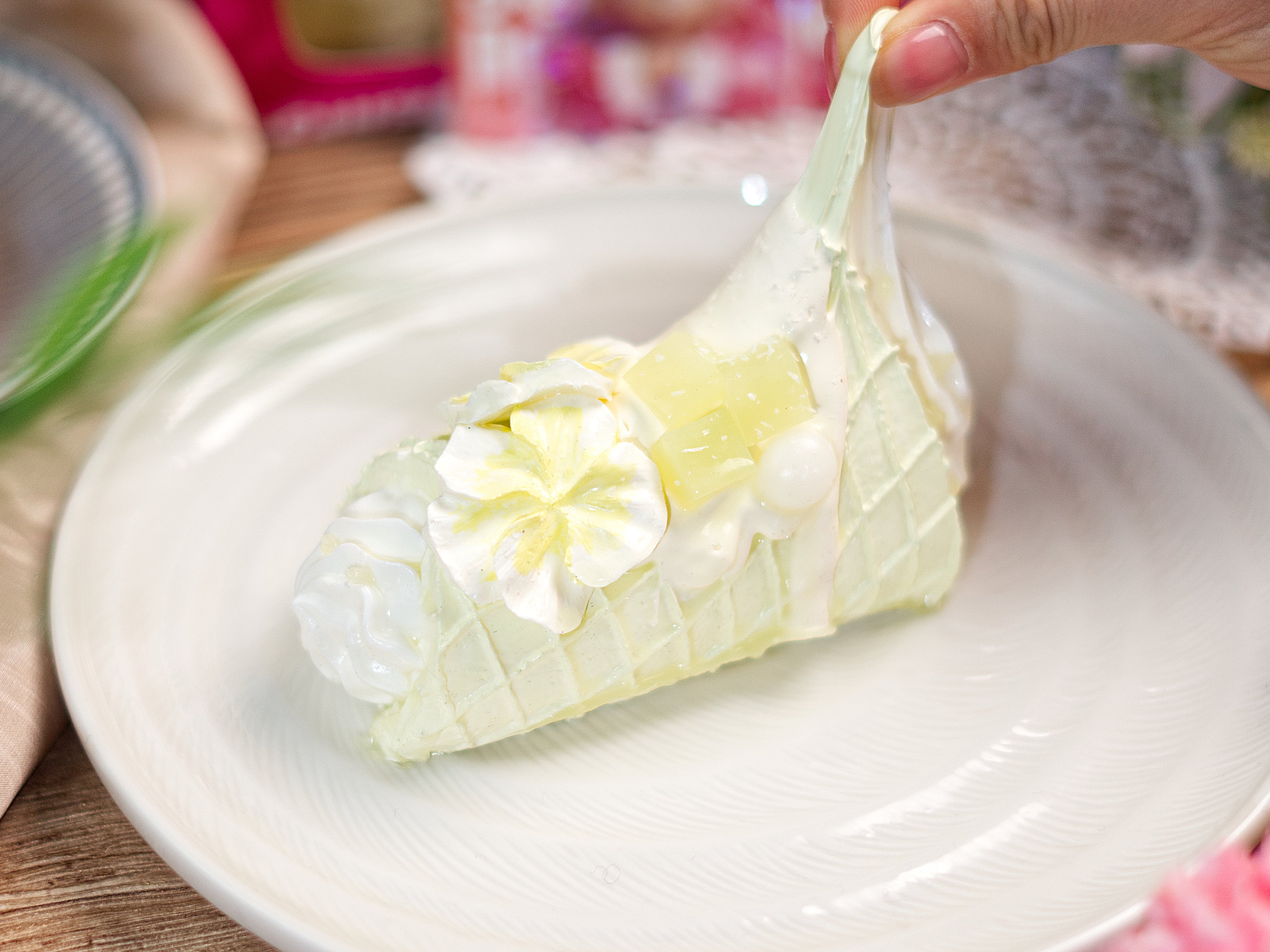 Melon Cream Roll