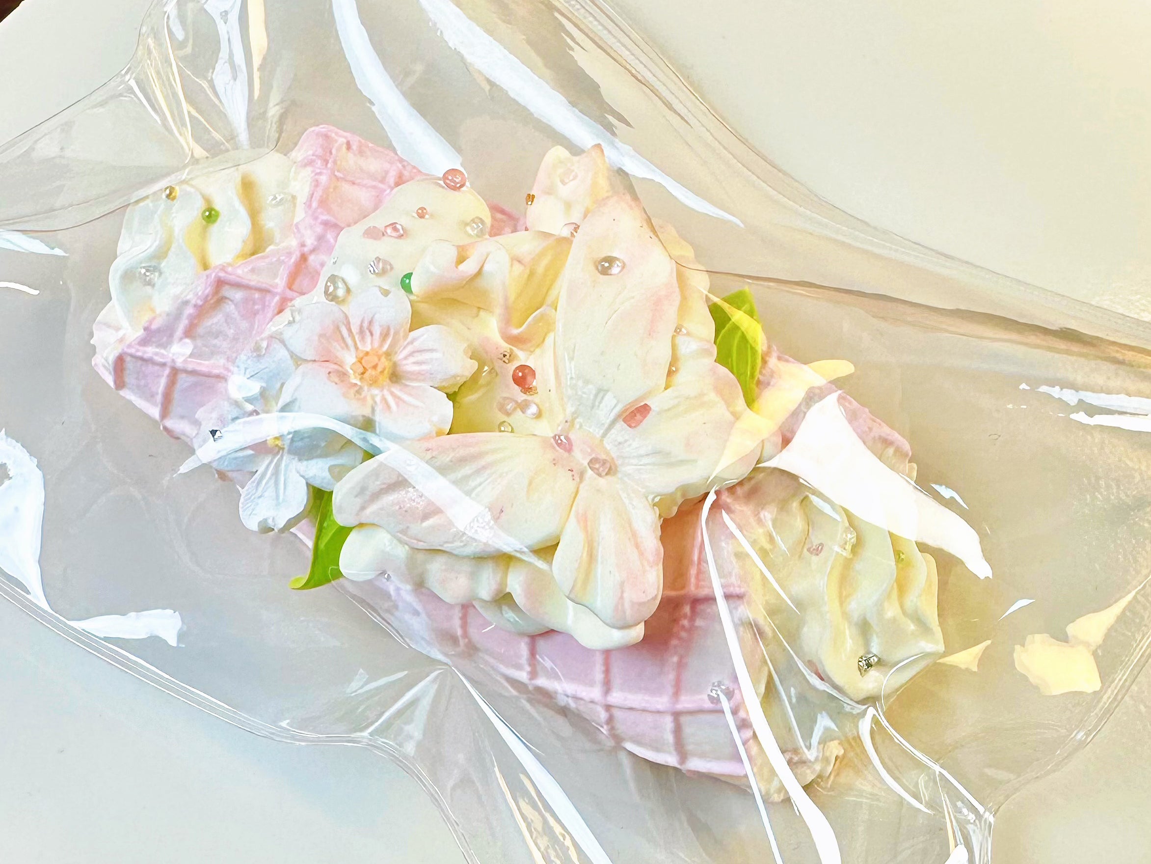 Butterfly Cream Crispy Roll